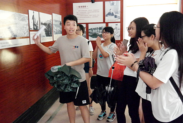 復件 陳明仁將軍故居參觀照.jpg